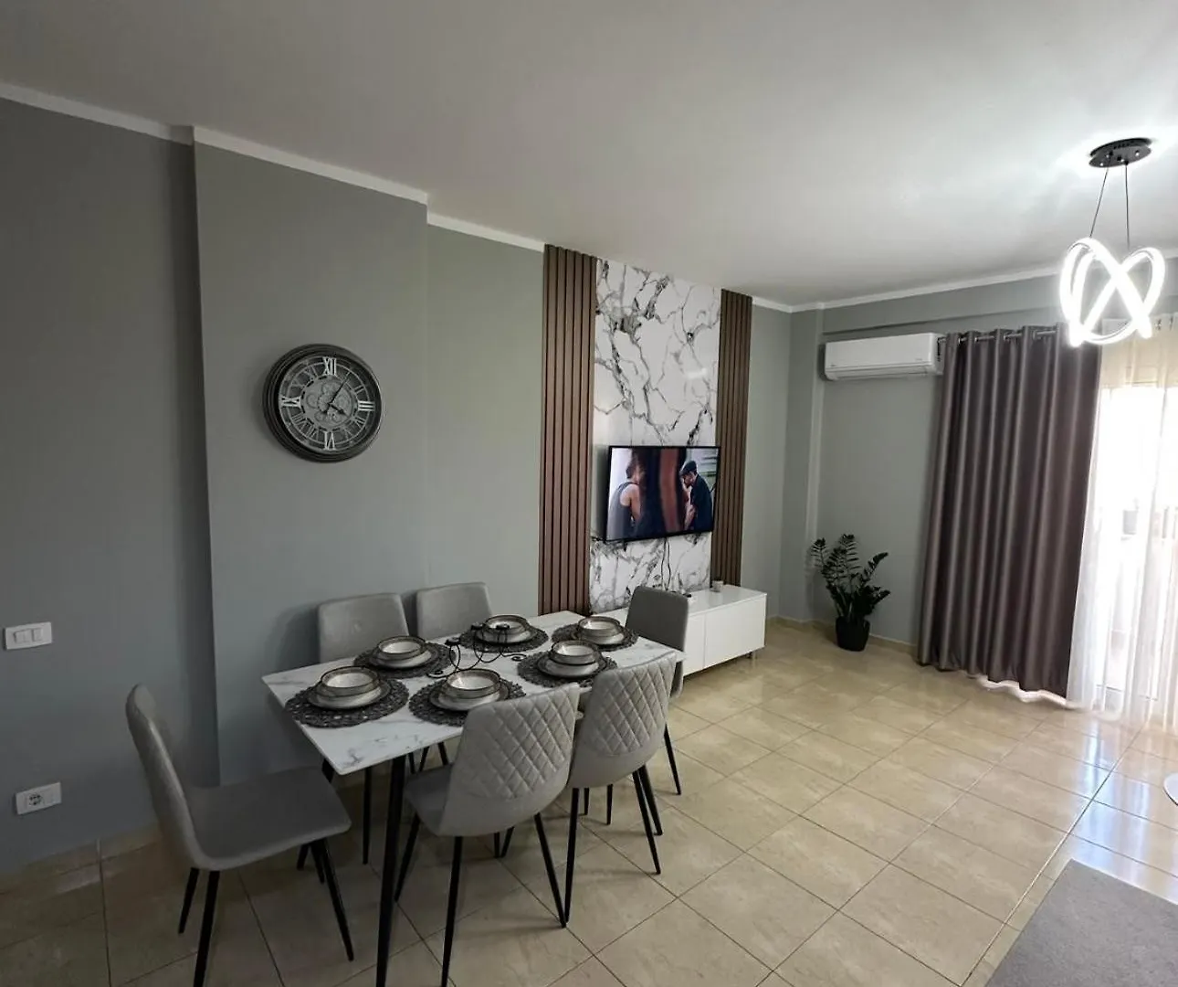 Apartment Hemila Apartament Durrës